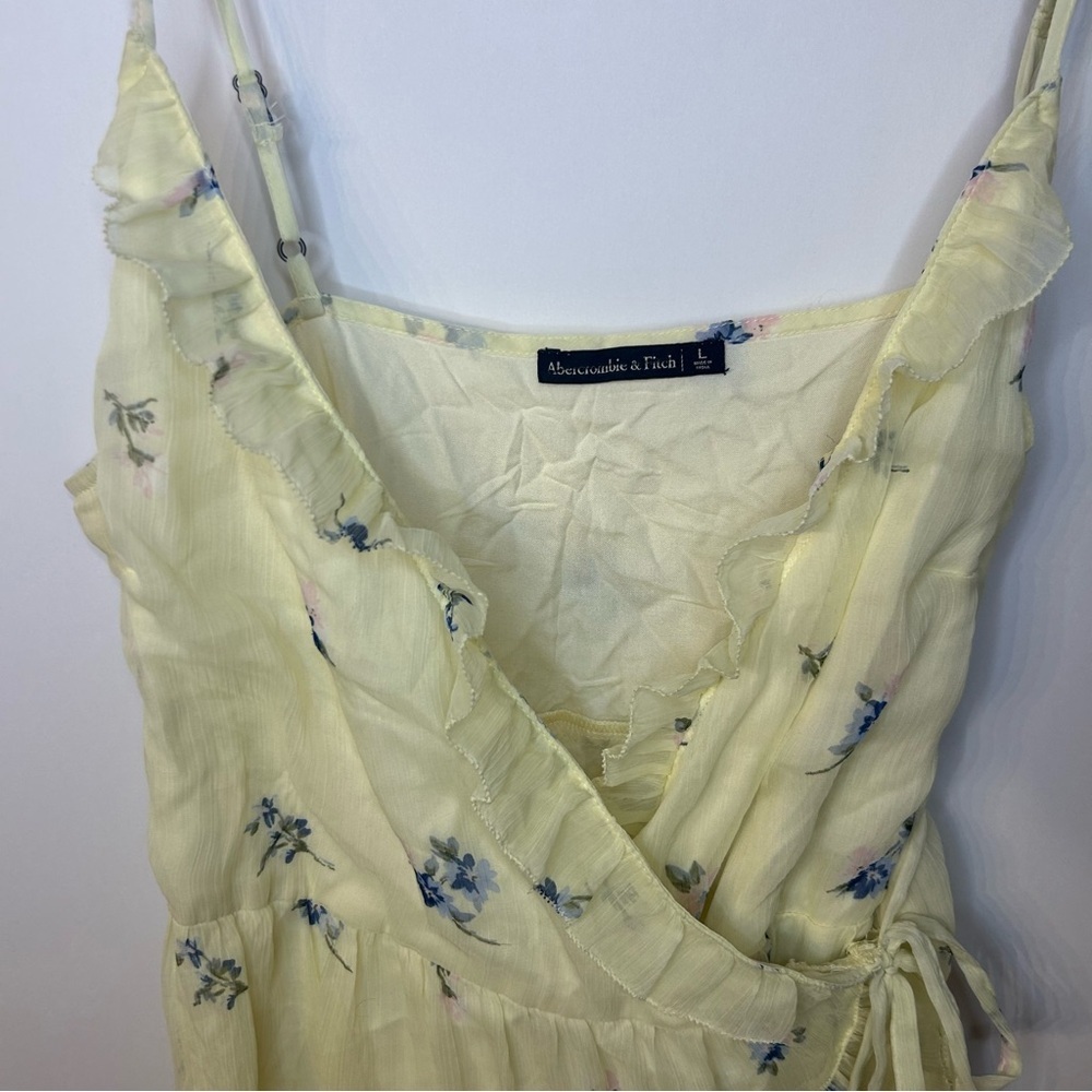 Abercrombie & Fitch Butter Yellow Blue Floral Sleeveless Wrap Dress, Size Large - Picture 3 of 11